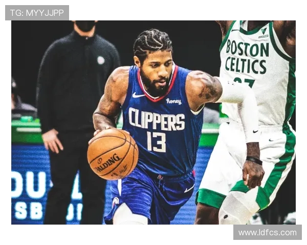 基肖恩乔治火力全开 中距离三分加冷静掌控助队逆转胜局比赛关键战